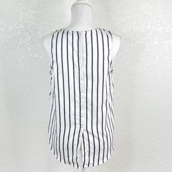 Papaya Black White Striped Relaxed Tank Top Keyhole Back Blouse Size Medium - Picture 3 of 6